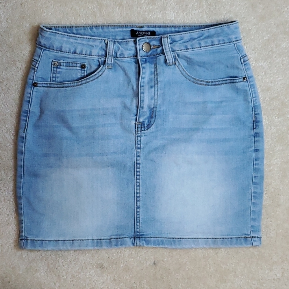 ANGVNS Women's‎ Light Wash Denim Mini Skirt Size S